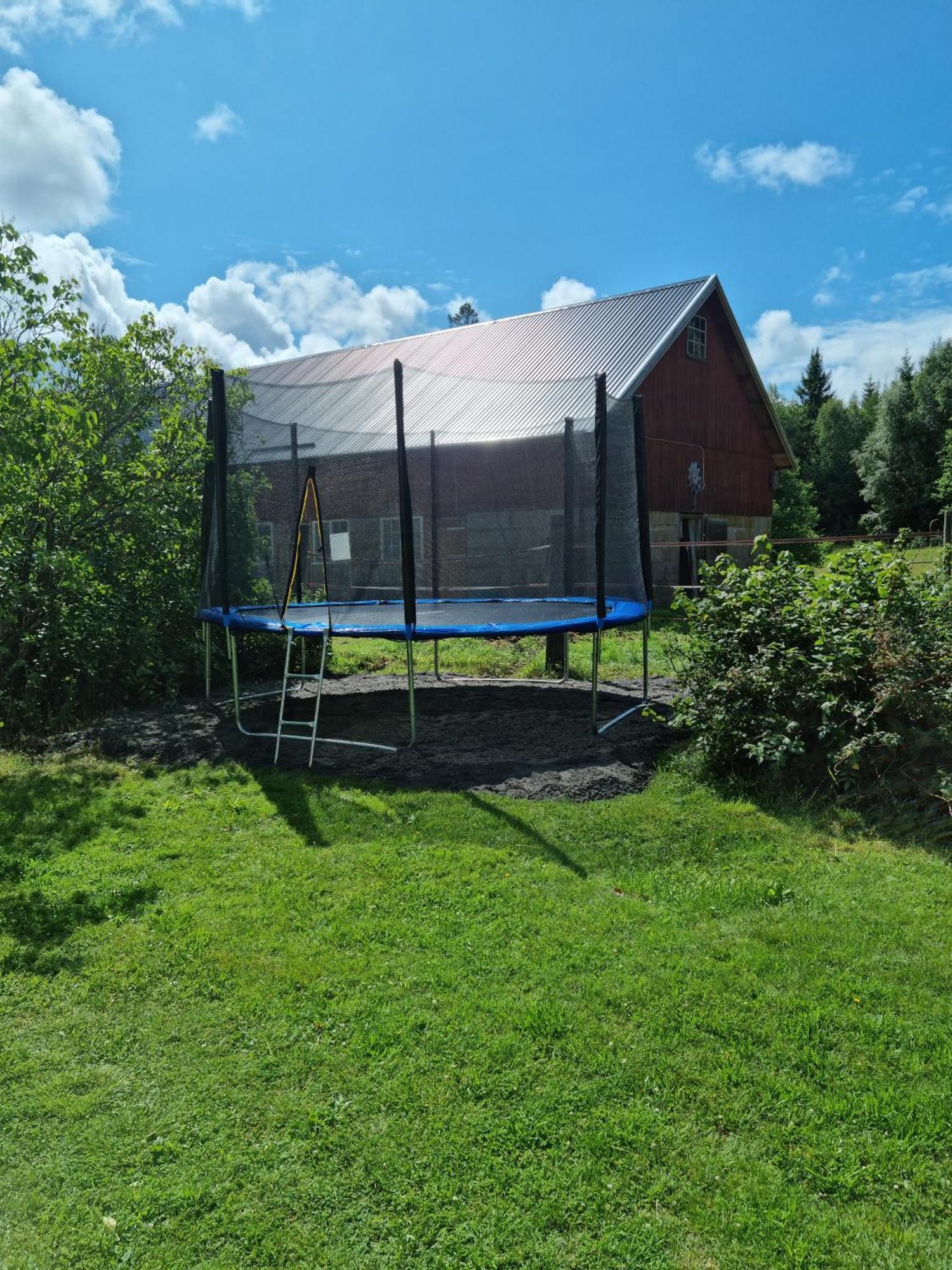 Charmigt Hus Pa Landet Naera Till Bad Stromstad Exterior photo